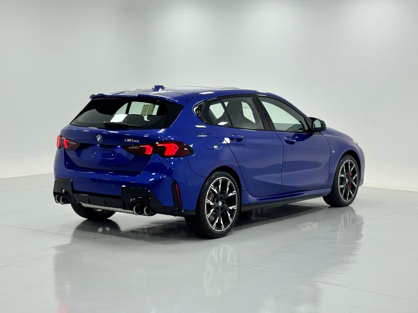 bmw m 135i 2.0 16v turbo gasolina xdrive steptronic 4p automatico 20265