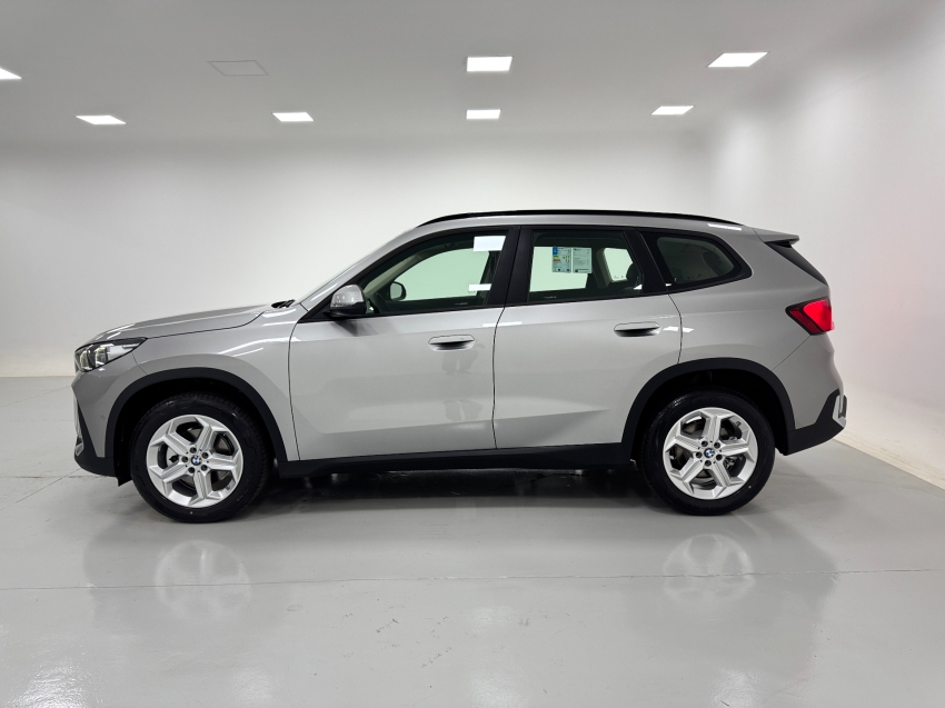 bmw x1 2.0 16v turbo gasolina sdrive20i gp steptronic 4p automatico 20262