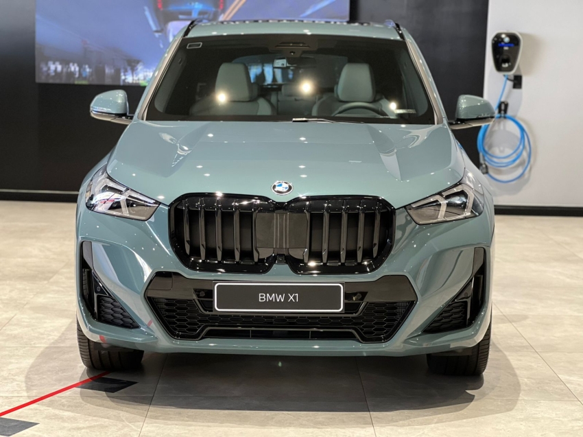 bmw x1 2.0 16v turbo gasolina sdrive20i m sport steptronic 1.9 4p automatico 20261