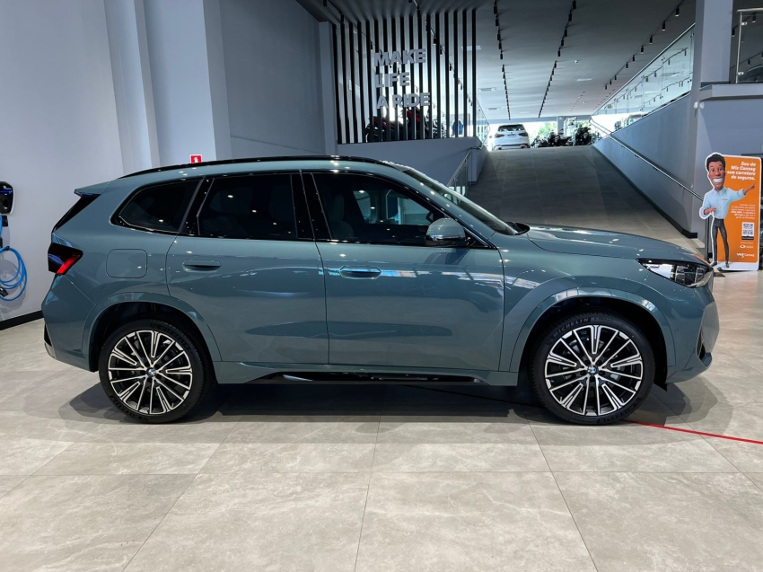 bmw x1 2.0 16v turbo gasolina sdrive20i m sport steptronic 1.9 4p automatico 20262