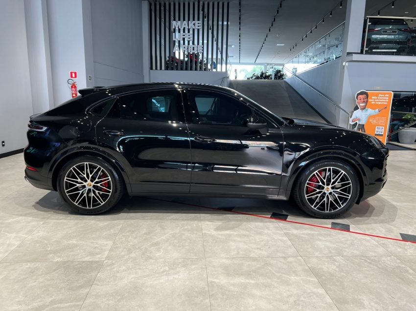 porsche cayenne 4.0 v8 gasolina s coupe awd tiptronic 3.9 4p automatico 20242