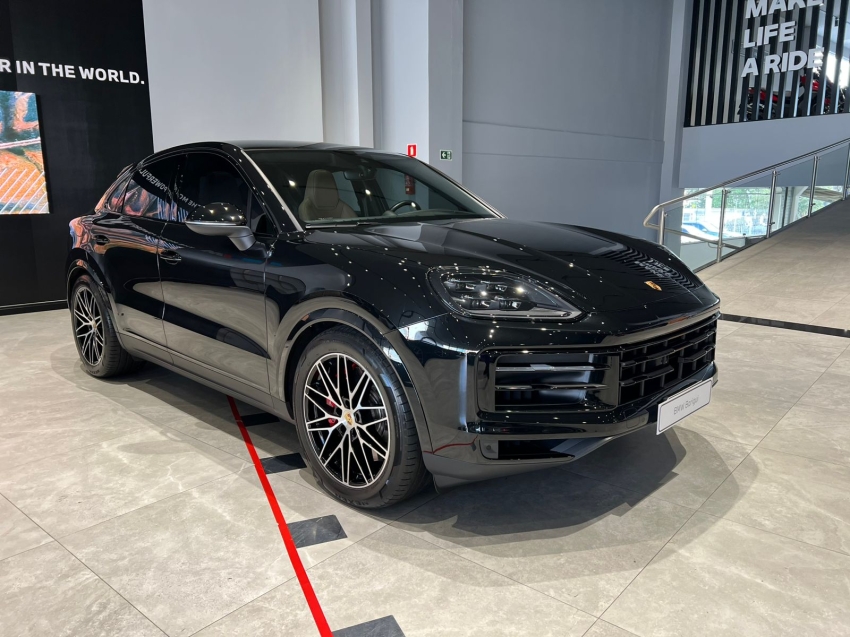 porsche cayenne 4.0 v8 gasolina s coupe awd tiptronic 3.9 4p automatico 20246