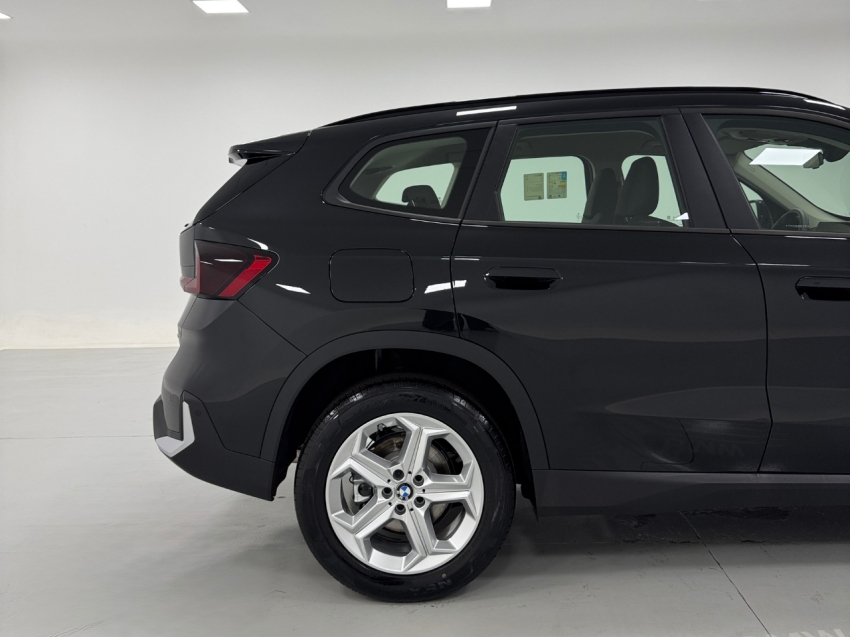 bmw x1 2.0 16v turbo gasolina sdrive20i gp steptronic 1.9 4p automatico 202610