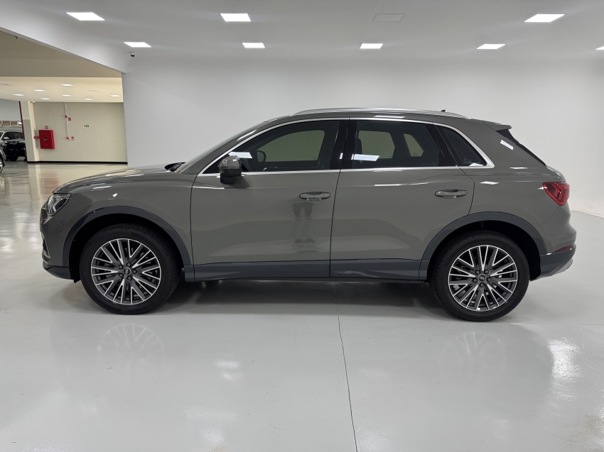 audi q3 2.0 40 tfsi gasolina performance quattro tiptronic 1.9 4p automatico 20254