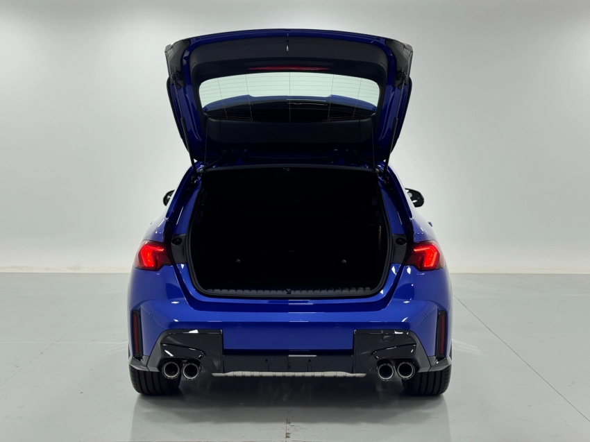 bmw m 135i 2.0 16v turbo gasolina xdrive steptronic 1.9 4p automatico 20263