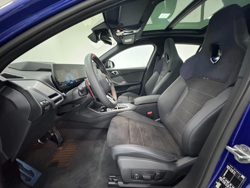 bmw m 135i 2.0 16v turbo gasolina xdrive steptronic 1.9 4p automatico 202613
