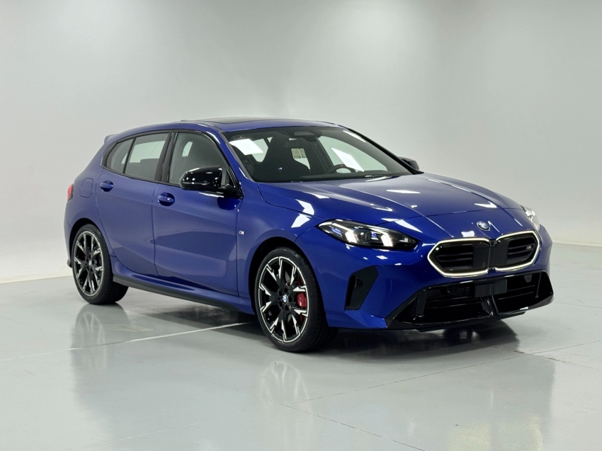 bmw m 135i 2.0 16v turbo gasolina xdrive steptronic 1.9 4p automatico 20267
