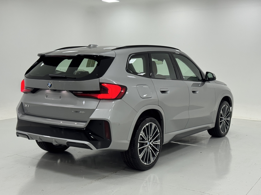 bmw x1 2.0 16v turbo gasolina sdrive20i m sport steptronic 1.9 4p automatico 20276