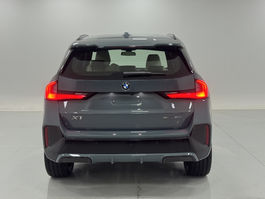 bmw x1 2.0 16v turbo gasolina sdrive20i m sport steptronic 1.9 5p automatico 20276