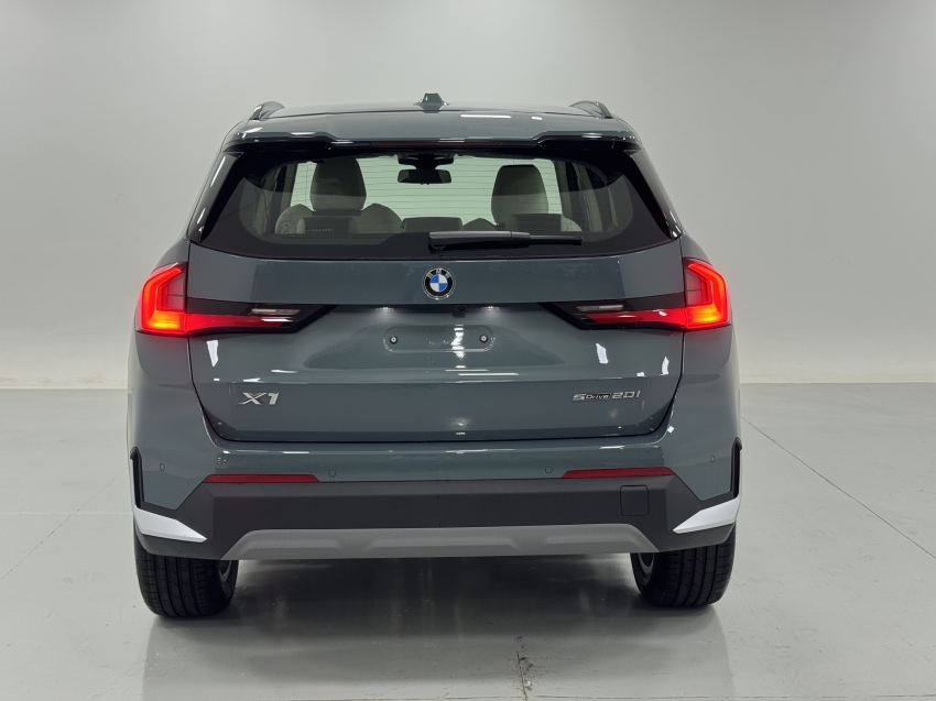 bmw x1 2.0 16v turbo gasolina sdrive20i gp steptronic 1.9 5p automatico 20277