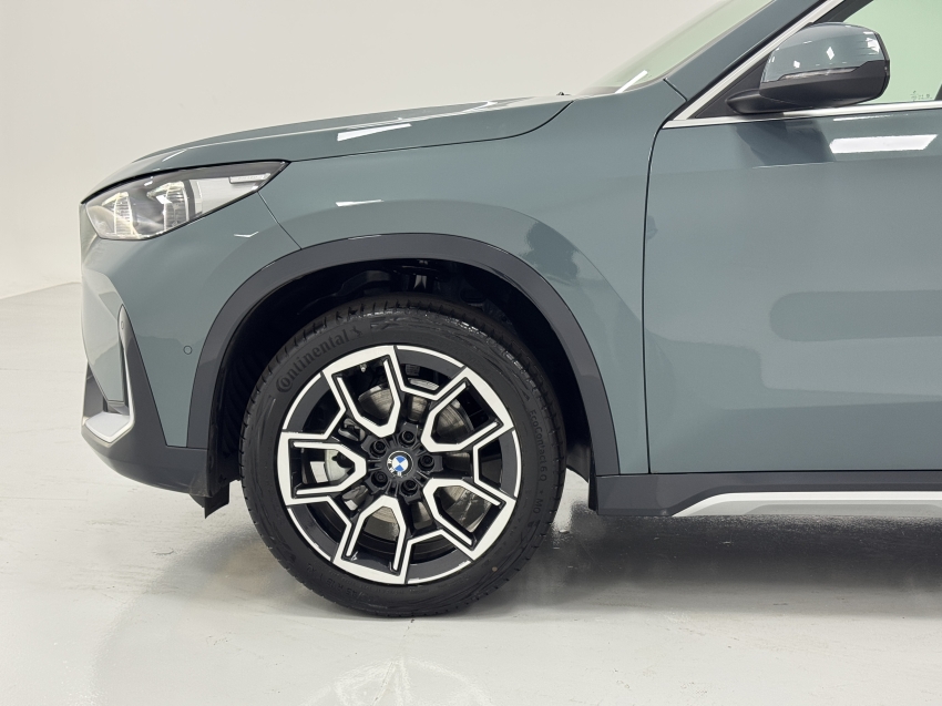 bmw x1 2.0 16v turbo gasolina sdrive20i x-line steptronic 1.9 5p automatico 202712