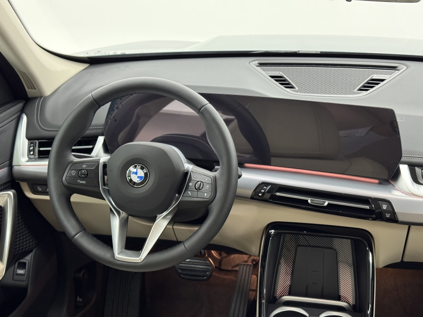 bmw x1 2.0 16v turbo gasolina sdrive20i x-line steptronic 1.9 5p automatico 202718