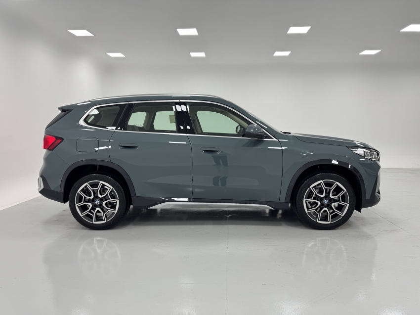 bmw x1 2.0 16v turbo gasolina sdrive20i x-line steptronic 1.9 5p automatico 20275