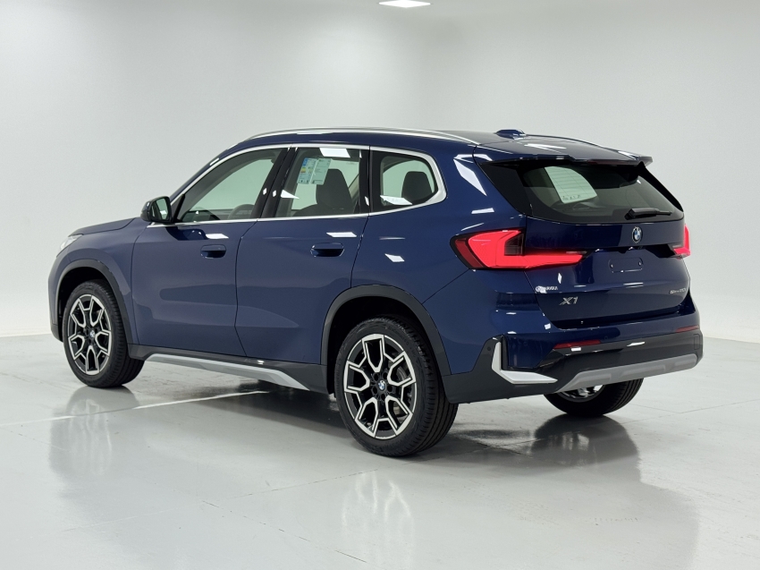 bmw x1 2.0 16v turbo gasolina sdrive20i x-line steptronic 1.9 5p automatico 202710