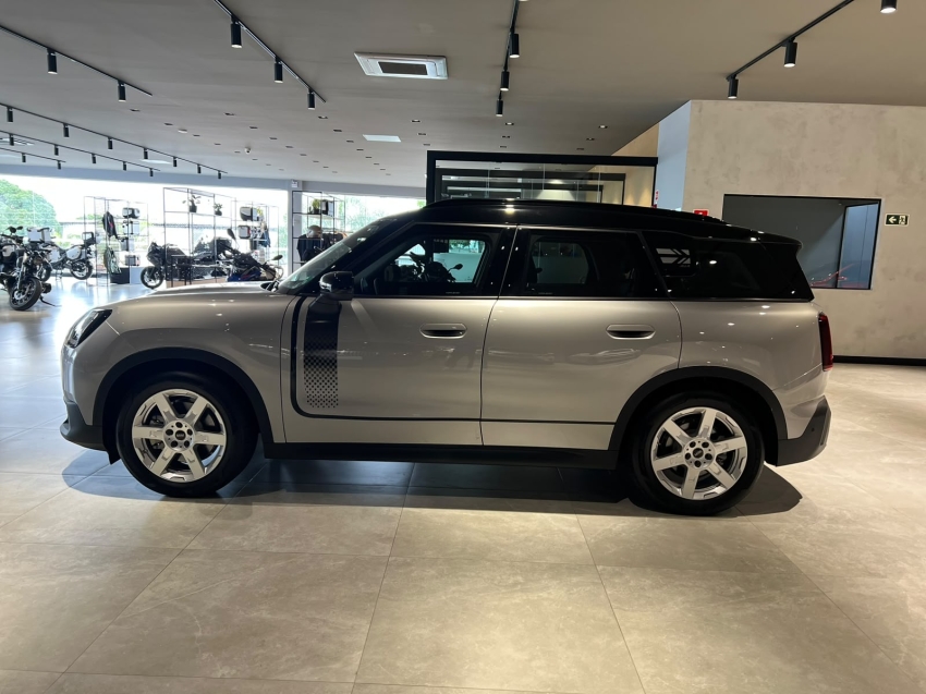 mini countryman 66,45 kw eletrico se exclusive all4 5p automatico 20258