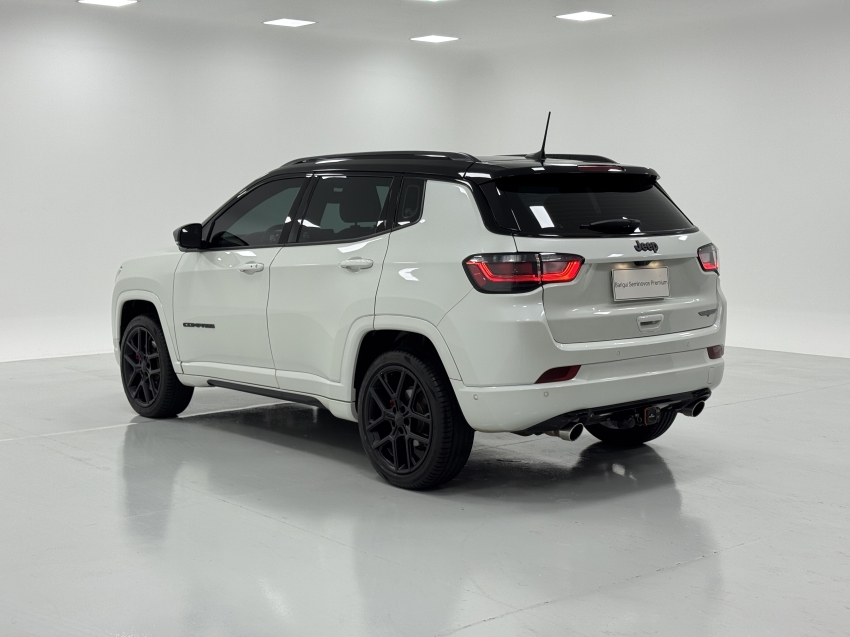 jeep compass 2.0 hurricane 4 turbo gasolina blackhawk at9 1.9 5p automatico 202512