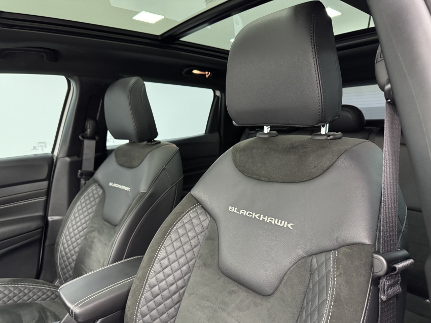 jeep compass 2.0 hurricane 4 turbo gasolina blackhawk at9 1.9 5p automatico 202530