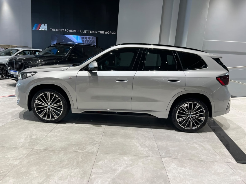 bmw x1 2.0 16v turbo gasolina sdrive20i m sport steptronic 1.9 5p automatico 20241
