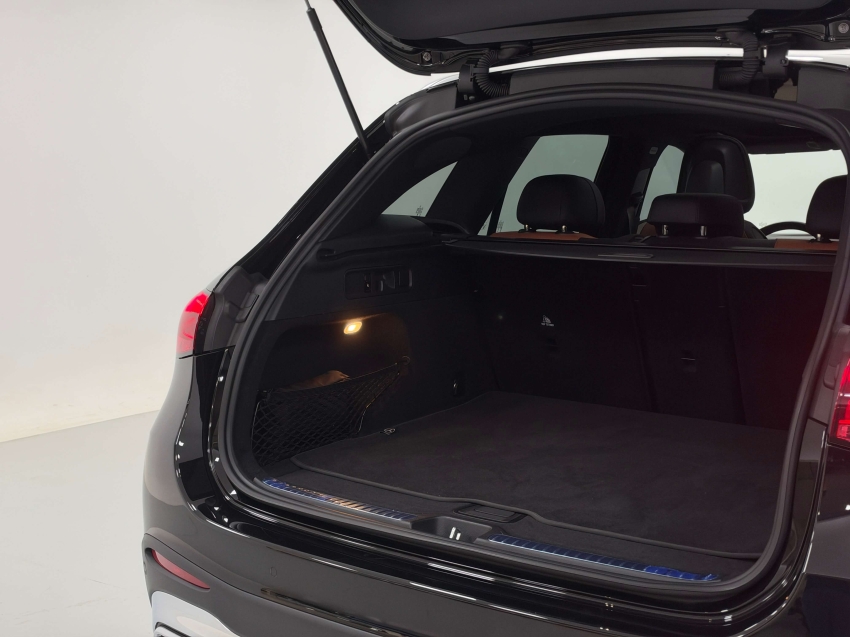mercedes-benz glc 300 2.0 mhev amg line 4matic 9g-tronic hibrido 5p automatico 20266