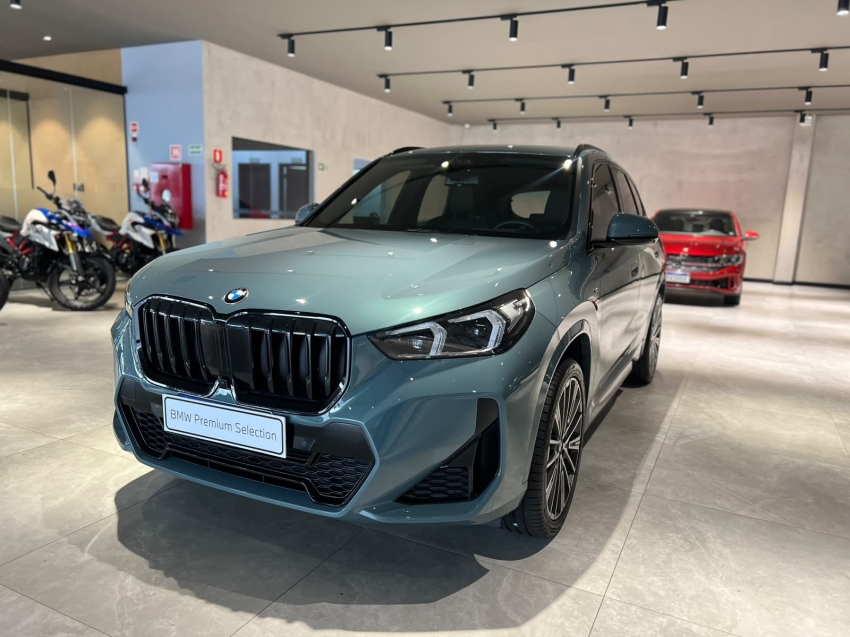 bmw x1 2.0 16v turbo gasolina sdrive20i m sport steptronic 5p automatico 20261