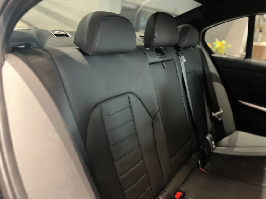bmw 320i 2.0 16v turbo flex m sport automatico 5p 202618