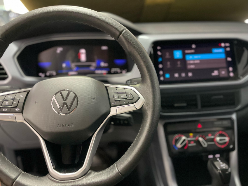volkswagen t-cross 1.0 200 tsi total flex automatico 2024