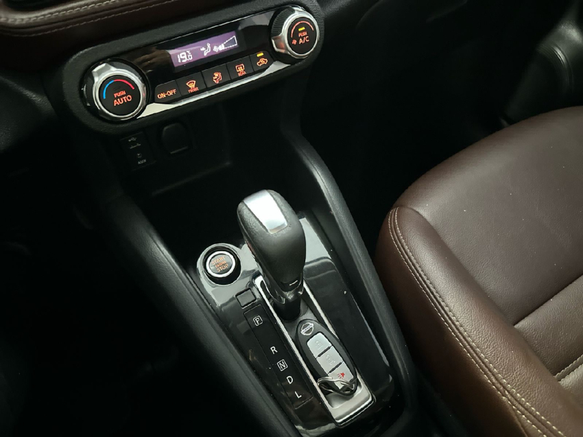 nissan kicks 1.6 16v flexstart sl 4p xtronic flex automatico 2020