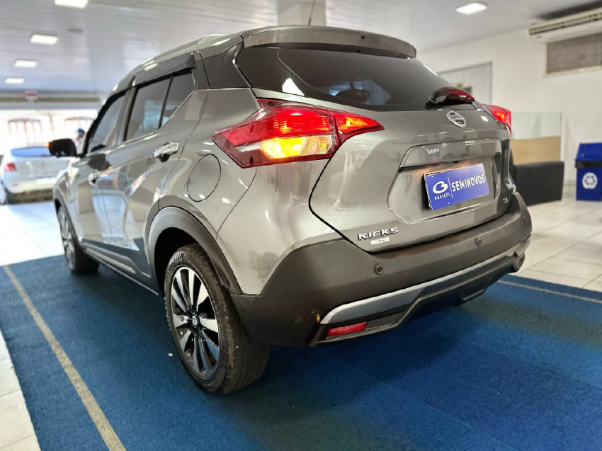 nissan kicks 1.6 16v flexstart sl 4p xtronic flex automatico 2020