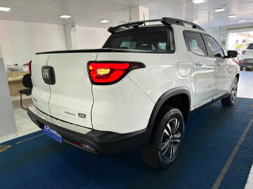 fiat toro 2.0 16v turbo diesel freedom 4wd at9 2022