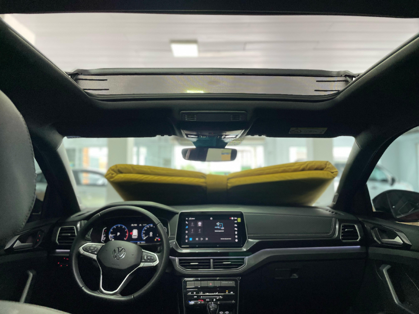 volkswagen t-cross 1.4 250 tsi total flex highline automatico 4p 2025