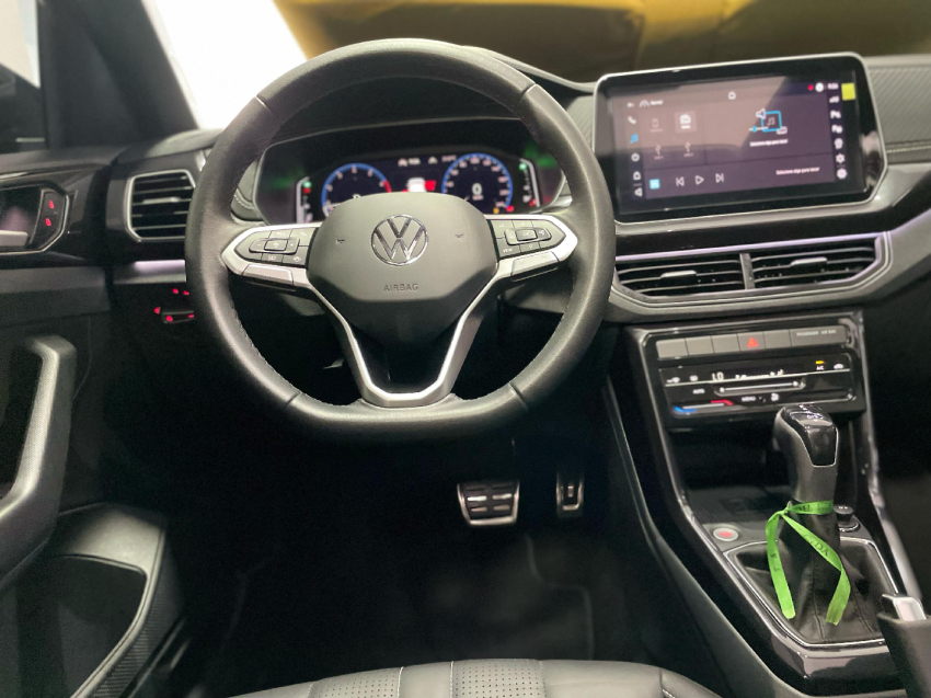volkswagen t-cross 1.4 250 tsi total flex highline automatico 4p 2025