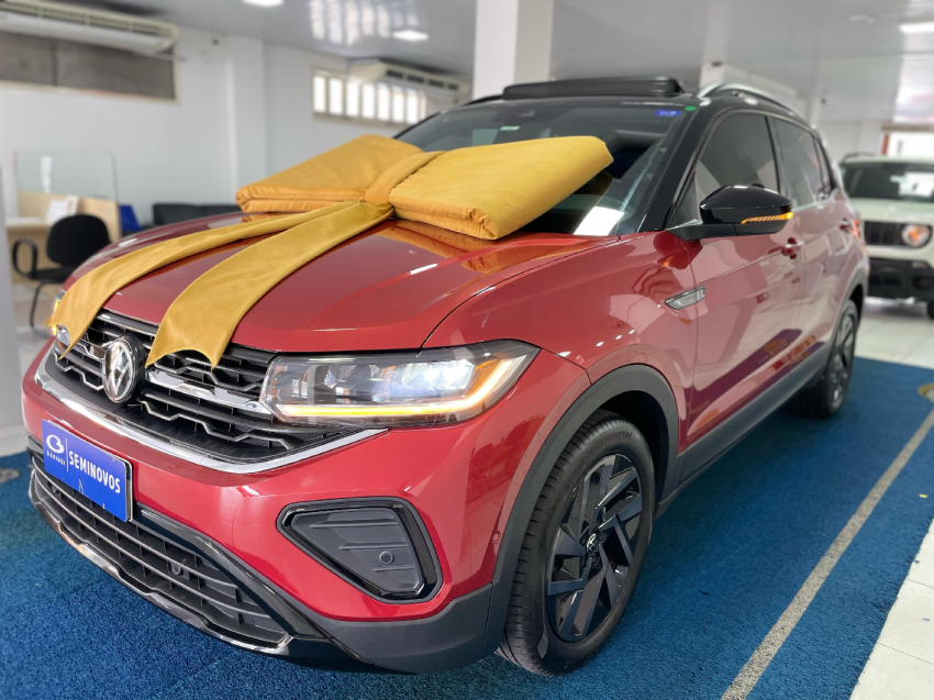volkswagen t-cross 1.4 250 tsi total flex highline automatico 4p 2025