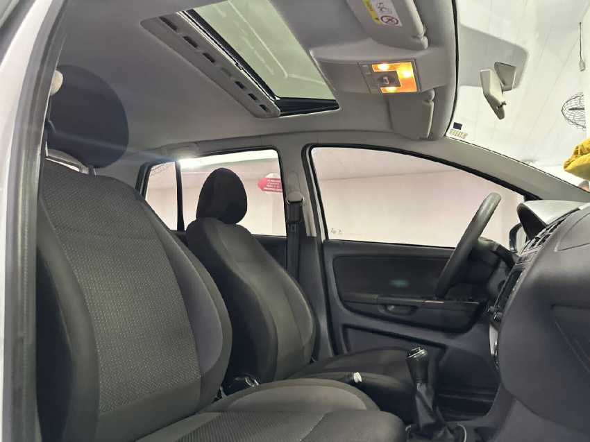 volkswagen fox 1.6 msi total flex connect 4p manual 2019
