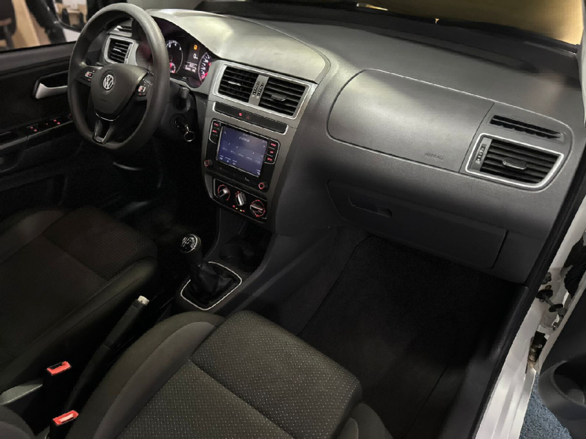 volkswagen fox 1.6 msi total flex connect 4p manual 2019
