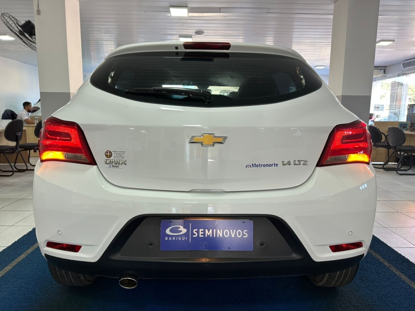 chevrolet onix 1.4 mpfi ltz 8v flex 4p manual 2018