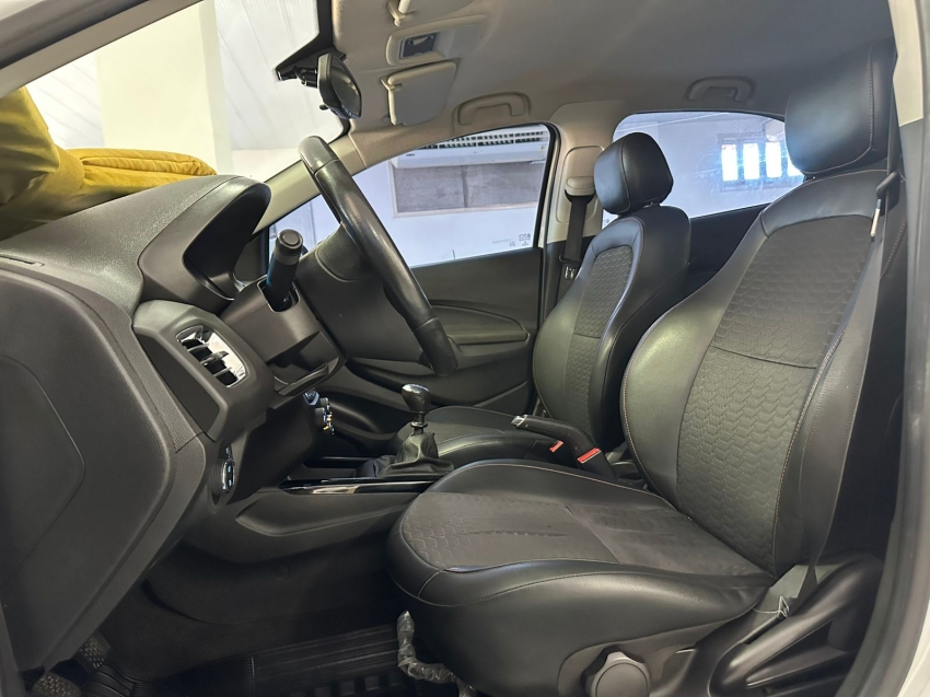 chevrolet onix 1.4 mpfi ltz 8v flex 4p manual 2018