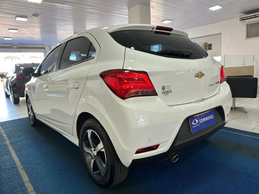 chevrolet onix 1.4 mpfi ltz 8v flex 4p manual 2018