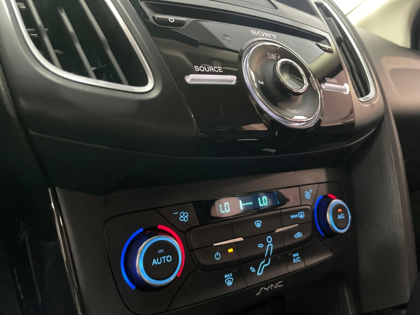 ford focus 2.0 titanium 16v flex 4p powershift automatico 2016
