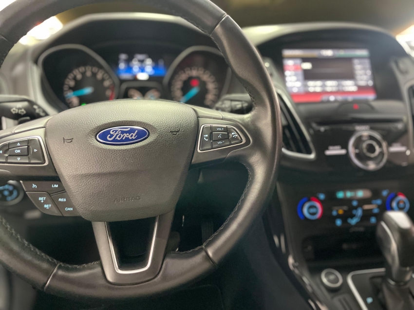 ford focus 2.0 titanium 16v flex 4p powershift automatico 2016