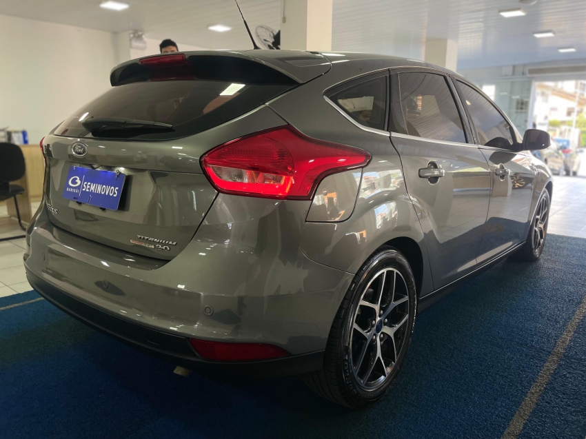 ford focus 2.0 titanium 16v flex 4p powershift automatico 2016