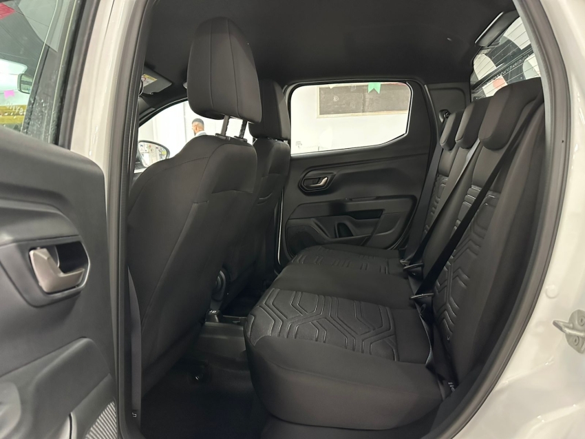 fiat strada 1.3 firefly flex freedom cd manual 4p automatico 2025