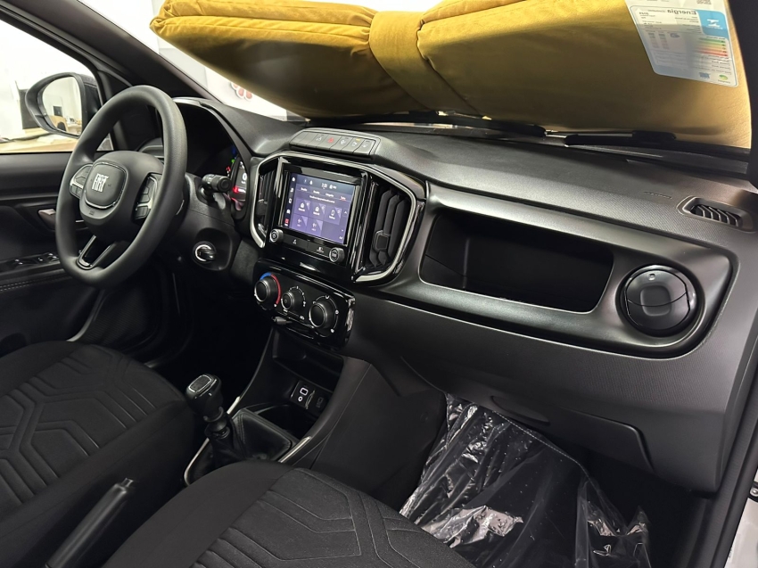 fiat strada 1.3 firefly flex freedom cd manual 4p automatico 2025