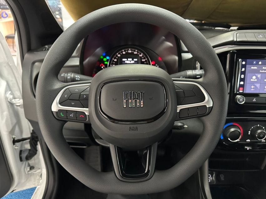 fiat strada 1.3 firefly flex freedom cd manual 4p automatico 2025