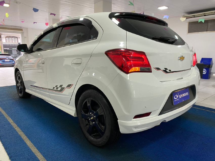chevrolet onix 1.4 mpfi effect 8v flex 4p manual 2019
