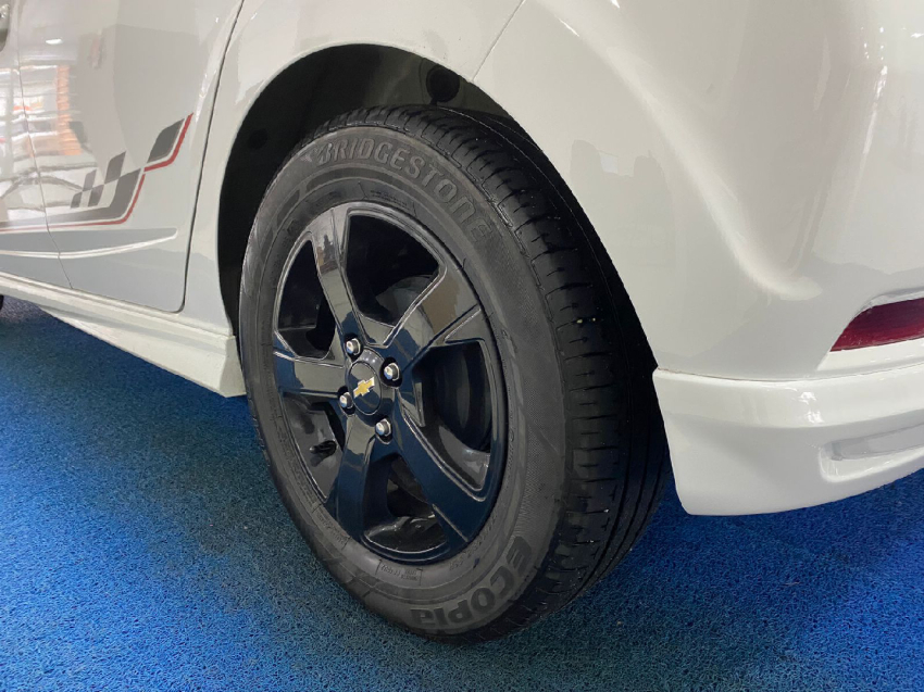 chevrolet onix 1.4 mpfi effect 8v flex 4p manual 2019