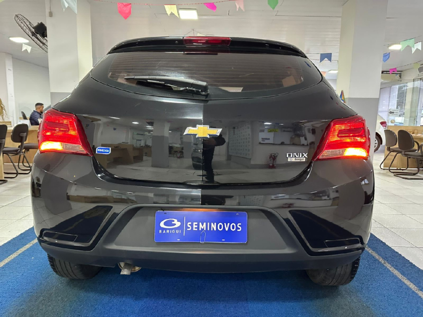 chevrolet onix 1.0 mpfi lt 8v flex 4p manual 2019