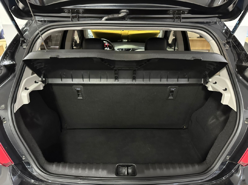chevrolet onix 1.0 mpfi lt 8v flex 4p manual 2019