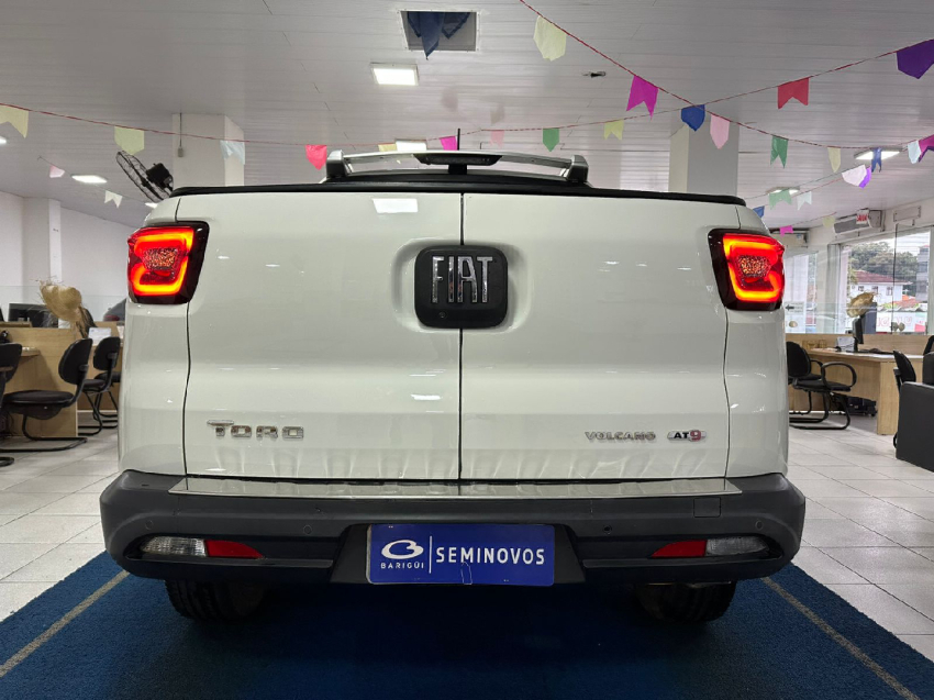fiat toro 2.0 16v turbo diesel volcano 4wd at9 4p automatico 2019