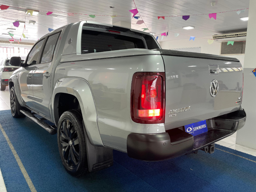 volkswagen amarok 3.0 v6 tdi diesel extreme cd 4motion automatico 4p 2024