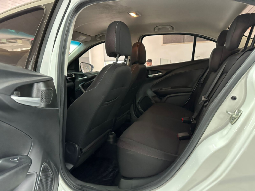 fiat cronos 1.8 e.torq flex precision at6 4p automatico 2019